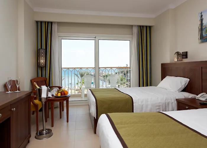 Royal Star - Couples And Families Only אתר נופש 4*