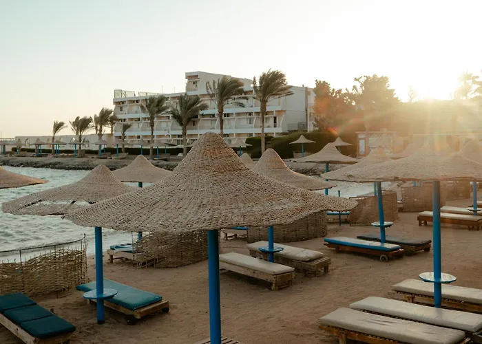 Royal Star - Couples And Families Only 4* הורגהדה