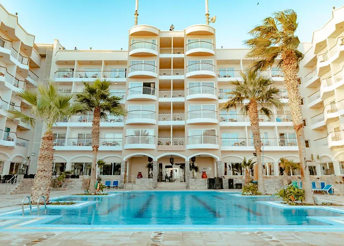 אתר נופש Royal Star - Couples And Families Only 4*