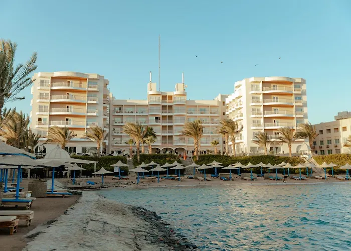 Royal Star - Couples And Families Only 4*
