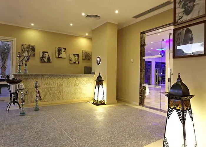 Royal Star - Couples And Families Only הורגהדה